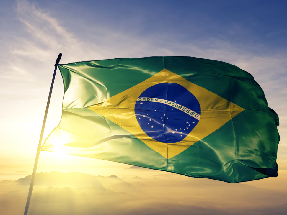 Brasil: Entra em vigor exigência de visto para visitantes dos Estados Unidos, Austrália e Canadá